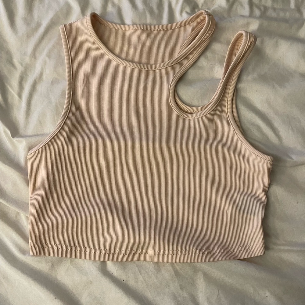 Pink off the shoulder crop top!